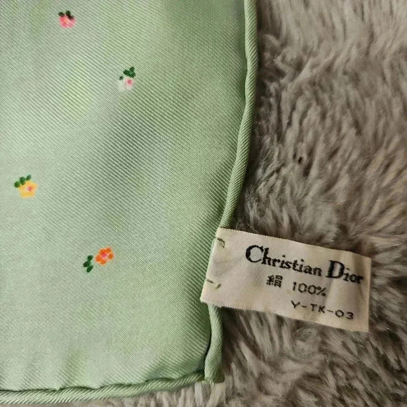 CDior Silk Shawl Scarf - Picture 2 of 14